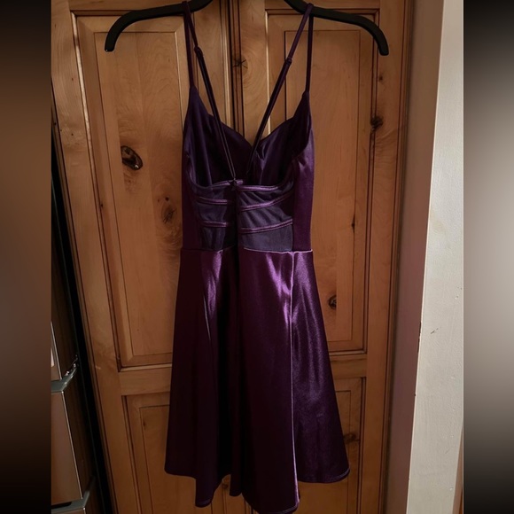 Reduced!!! Size 9/10 skater style purple Semi Dress - Picture 2 of 4